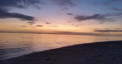 La Réunion, running nocturne sur la plage de l'Ermitage
