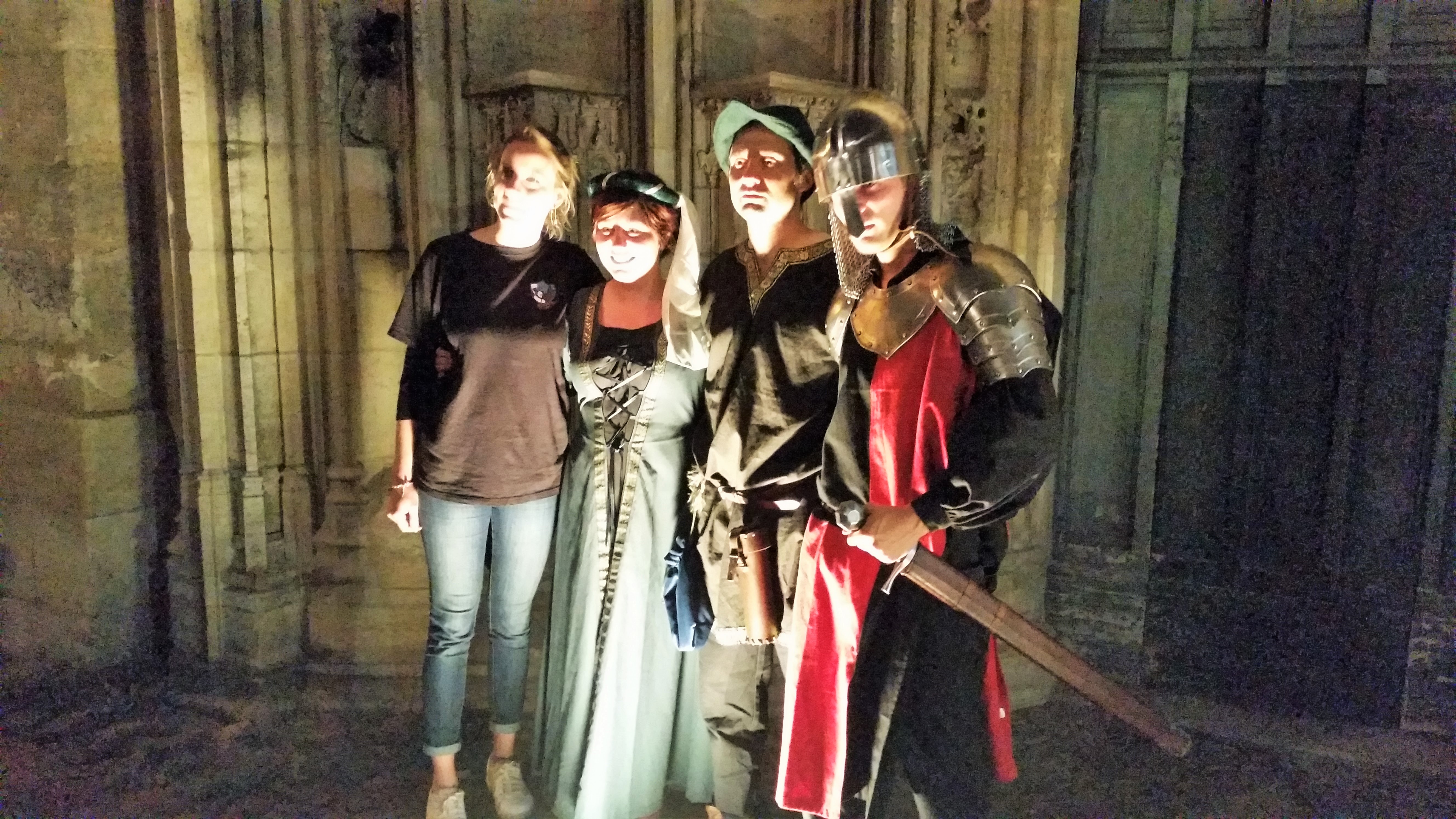 Cassiopée et les 3 acteurs de la visite de Bordeaux by night !